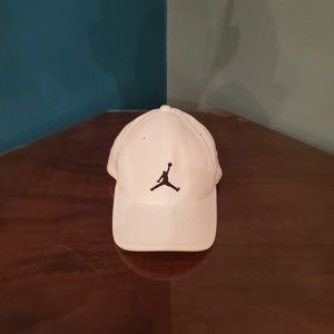 Fitted Flexfit Jordan Hat Baseball Cap White/Black